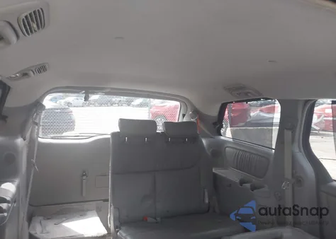 2007 Toyota Sienna Xle from USA, damaged, VIN 5TDBK22C07S005387